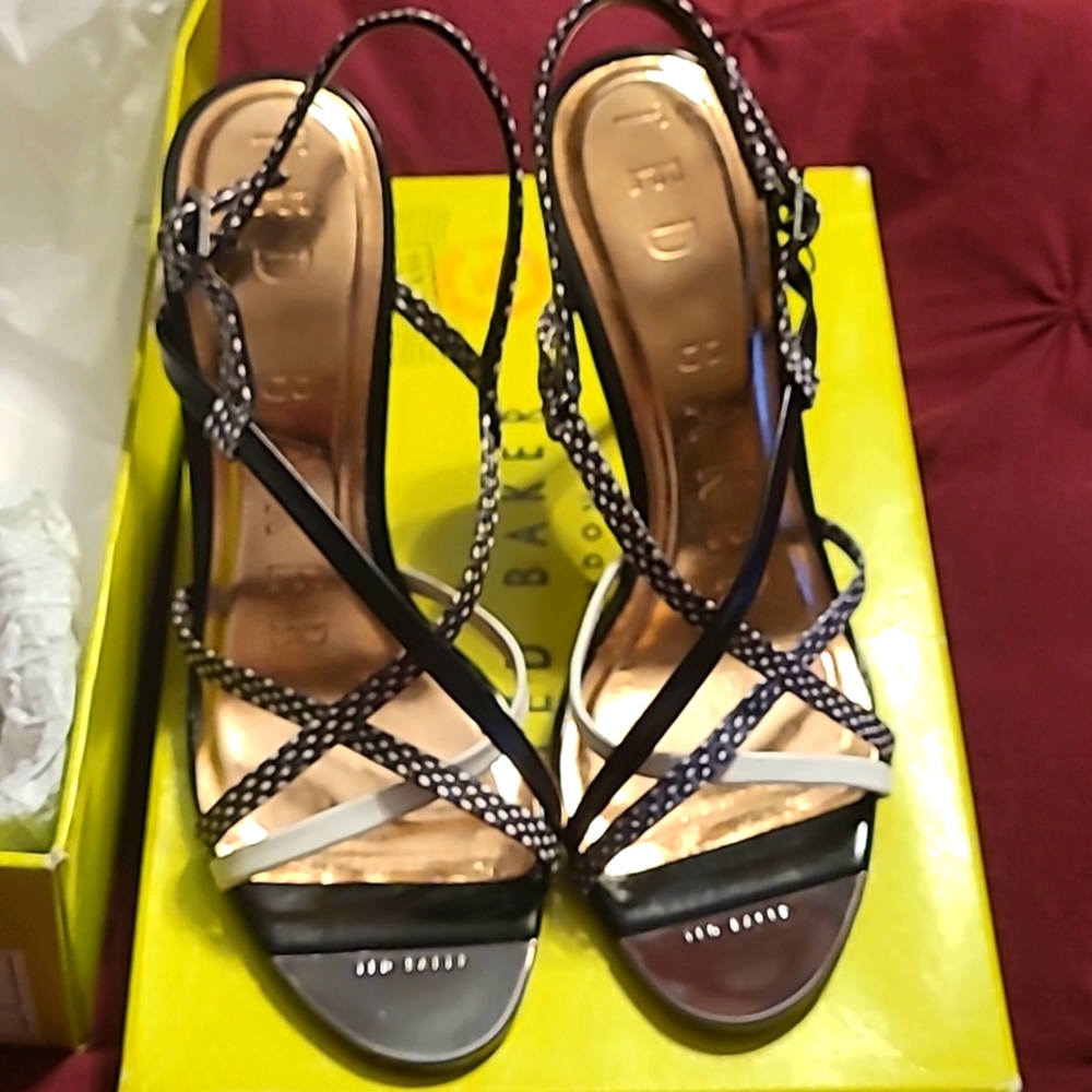 Ted Baker Elegant Brown Leather Heels